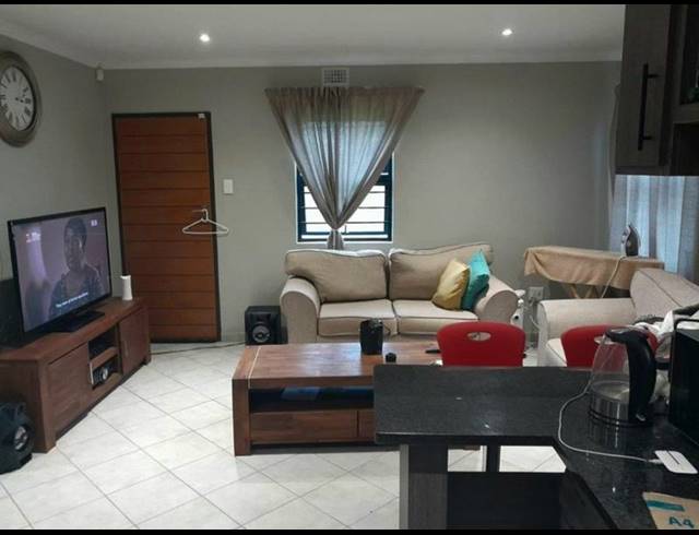 3 BEDROOM HOUSE FOR SALE IN LOTUS GARDENS